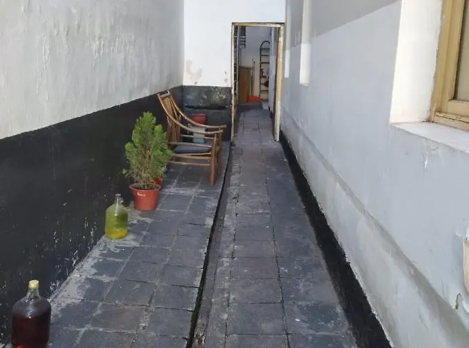 Hotel Maria*s Backpackers